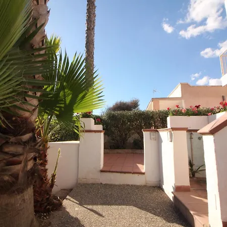 Mare Azzurro Aparthotel *